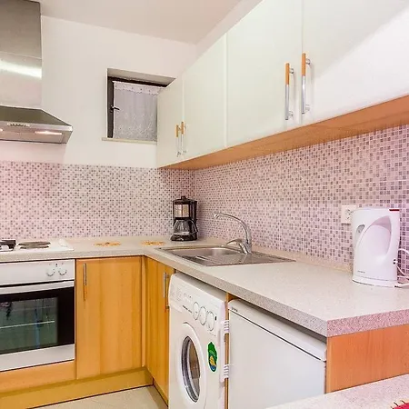 Slavica Apartman Póla